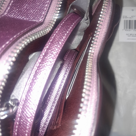 COACH Heart Shape Cossbody/Handbag & Coach Compact Mirror/Matching Wristlet NWT - Picture 7 of 17